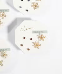 Epoflower antibacterial resin post earrings